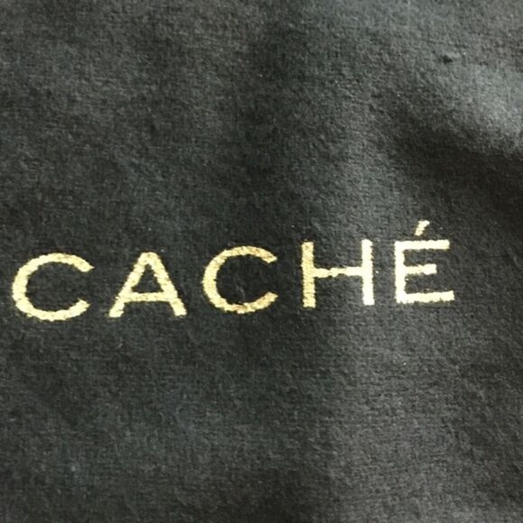 Cache accessories bags 🌸 bundle 🌸 - Picture 3 of 3